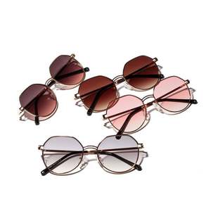 Gafas de Sol de Moda 2020, Estilo Vintage, Unisex, de Acero Inoxidable, con Lentes Degradados, Protección UV400, Forma Poligonal - Product Image 3