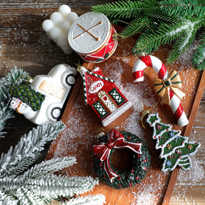 Ensemble d'ornements de Noël en plastique peints : <span class=keywords><strong>voiture</strong></span>, camion, tambour, <span class=keywords><strong>canne</strong></span> à sucre, <span class=keywords><strong>arbre</strong></span>, couronne, décorations suspendues - Product Image 2