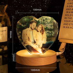 Wholesale clear Cute <strong>Crystal</strong> Photo Frame for Couples <strong>Blank</strong> <strong>Block</strong> <strong>Customized</strong> 3d Laser Engraving Glass Cube Photo Frame for Family - Product Image 6