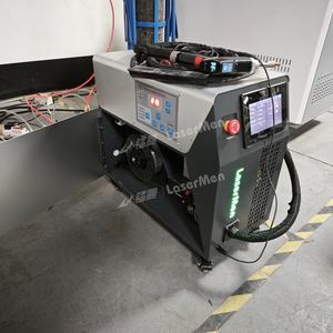 Laser LM-2000 à refroidissement par air 1500W 3-en-1 pour le soudage, la découpe et le nettoyage de tous les types de métaux - Product Image 6