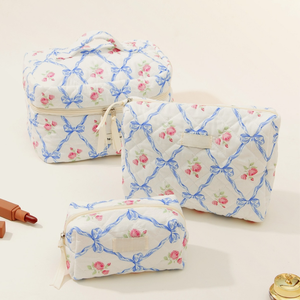 Bolsa de cosméticos de algodón con lazo de gran capacidad, bolsa de lavado de almacenamiento, bolso ins transfronterizo, lindo estampado Inn - Product Image 1