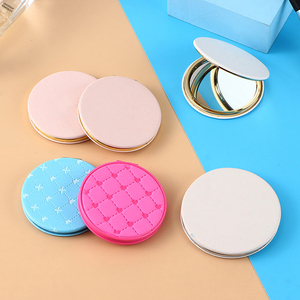 Wholesale Round Hand Compact Travel Portable Small Cosmetic Mirrors Handheld Makeup Gift Folding Custom Logo Mini Makeup Mirror