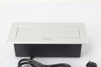 Enchufe Emergente de Aleación de Aluminio, 3 Enchufes Estándar Chinos, 2 USB A, Plateado