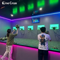 Panier de basket-ball commercial autoportant en métal pour intérieur, pour enfants et adultes, avec lumières LED et haut-parleur sans fil pour jeu de tir en équipe