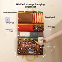 Sac de rangement suspendu pour vêtements 7-en-1 à thème dessin animé mignon avec compartiments indépendants et conception de suspension réglable