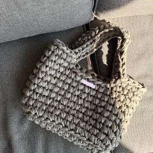 Bolsas de almacenamiento personalizadas al por mayor de diseño bonito para brochas de maquillaje bolsa de maquillaje de tocador de ganchillo cosmético de viaje grande - Product Image 6