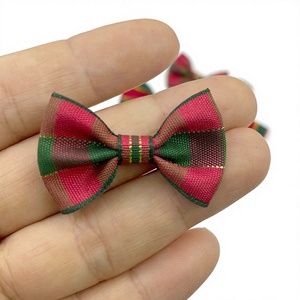 Lazo Navideño Infantil Hecho a Mano, Producto Semielaborado de Alta Calidad, Diseño a Cuadros Rojo y Verde, Deportivo para las Cuatro Estaciones - Product Image 1