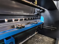 Presse plieuse CNC entièrement automatique CNCCOLGAR CE certifiée TP10 80T 4000mm Noir Blanc avec fabrication interne