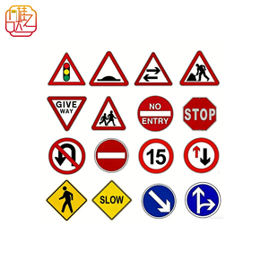 Ensemble de panneaux de signalisation routière multi-types - Panneaux réfléchissants en aluminium pour la sécurité routière et le contrôle du trafic - Product Image 1