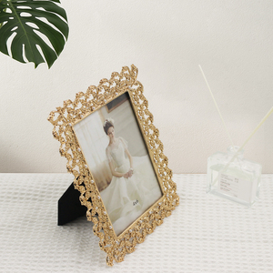 <span class=keywords><strong>New</strong></span> kim loại vàng Skeleton với nhung ủng hộ mô hình hình ảnh hình ảnh khung - Product Image 1