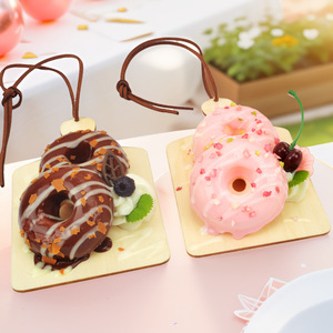 Nuevo Adorno Decorativo Creativo para el Hogar, Simulación de Donut Hecho a Mano, Modelo de Pastel de Chocolate, Adhesivo para Refrigerador con Diseño de Comida - Product Image 1