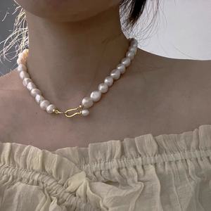 Collar de Perlas Grandes de Estilo Barroco Retro Francés, Natural, con Luz Intensa, Versátil, Exagerado, Cadena para Clavícula - Product Image 1