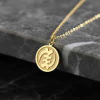Collier Gye Nyame plaqué or 18 carats, symbole Adinkra africain, design culturel, signification unique, cadeau pour les mères, bijoux Faith.