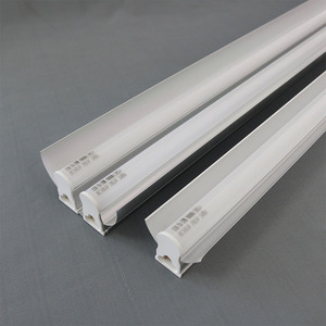 Chiếu sáng trong nhà 10W-40W 90lm/W <span class=keywords><strong>T5</strong></span> tích hợp LED Ống treo đèn ánh sáng lịch thi đấu để sử dụng nhà - Product Image 1