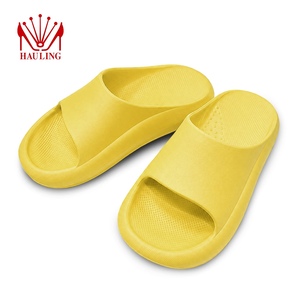 Sandalias de plataforma EVA directas de fábrica con suela acolchada ligera y gruesa, colores personalizados, antideslizantes para interiores y exteriores. - Product Image 1