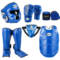 Meilleure vente équipement de boxe Muay Thai avec logo personnalisé en PU combo boxe de combat arts martiaux casque de karaté garde de l'aine ensemble de boxe