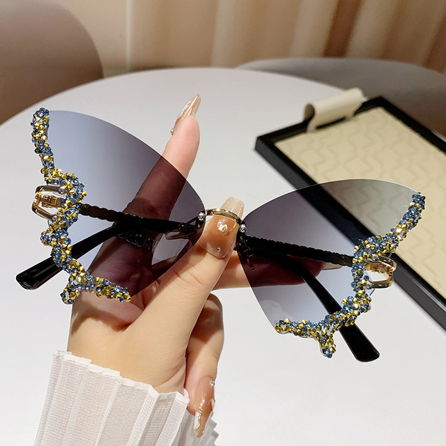 Butterfly Sunglasses Set with Colored Diamonds Women's Personality Street Photography Trend Decorative Sunglasses