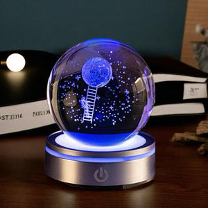 2025 all'ingrosso 3d sfera di cristallo luce Led sfera di cristallo luce notturna con Base in argento per la decorazione della casa e dare via - Product Image 1