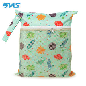 Sacs humides étanches à fermeture éclair <span class=keywords><strong>pour</strong></span> bébé avec logo personnalisé à bas prix d'usine <span class=keywords><strong>sac</strong></span> à couches en tissu avec poignée <span class=keywords><strong>sac</strong></span> à couches multifonctionnel <span class=keywords><strong>pour</strong></span> bébé - Product Image 5