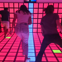 Projecteur activé capteur machine plancher mobile saut rythme mouvement projet interactif mur LED jeu de sol