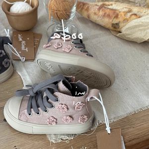 أحذية قماشية عالية الرقبة للبنات بتصميم زهور صغيرة وسحاب جانبي، إصدار خريف <span class=keywords><strong>2026</strong></span> الكوري الجديد، كاجوال ومتعددة الاستخدامات - Product Image 3