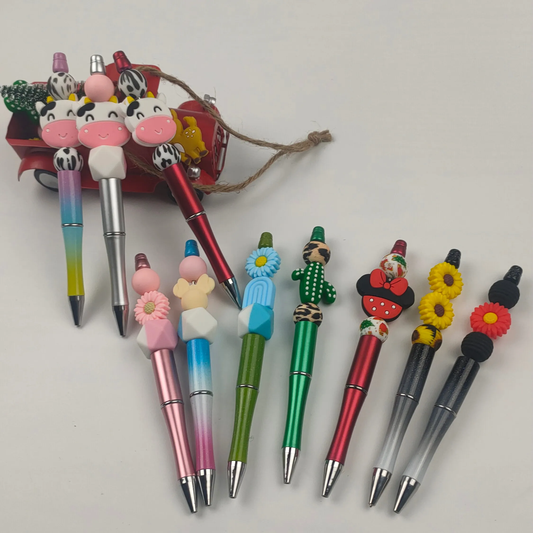 الجملة نمط جديد DIY سيليكون مطرز أقلام الكتابة المدرسة اللوازم المكتبية قلم حبر جاف بلاستيكي القلم
