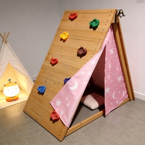 Moderna Struttura da Arrampicata in Legno per Interni a Forma di Triangolo con Scala e Rampa per lo Sviluppo Fisico dei Bambini - Product Image 2