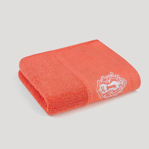 Serviettes de bain en pur coton brodé, 34x75cm, rectangulaires, avec motif alphabet, pour le bain et la promotion - Product Image 4