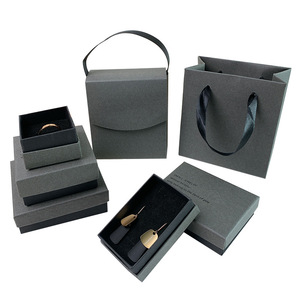 Boîte à bijoux en papier noir Ciel et <span class=keywords><strong>Terre</strong></span> pour bracelets, boucles d'oreilles, colliers et bagues - Product Image 5