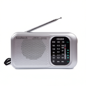 Radio portable Kooltech CPR143 4 bandes FM AM SW avec antenne et haut-parleur - Product Image 1