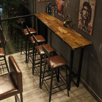 Ensemble de tabourets de bar industriels steampunk, plateau en bois vintage avec bordure rivetée, base en fer robuste, ensemble de salle à manger haute pour pub et bistrot