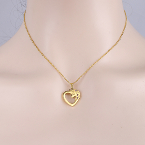 Collier pendentif licorne en or plaqué 304 316 TAYLOMASO avec zircone cubique, bijoux romantiques pour femmes à porter tous les jours - Product Image 3