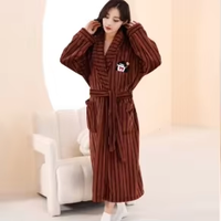 Peignoir à col châle rayé épais et fin, en polyester jacquard, pour hôtel et spa, avec logo personnalisé, vente en gros, unisexe