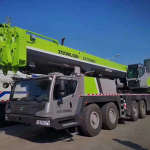 Grue sur camion Zoomlion d'occasion de 220 tonnes, équipement de levage mobile avec moteur et boîte de vitesses Weichai pour travaux de construction - Product Image 1