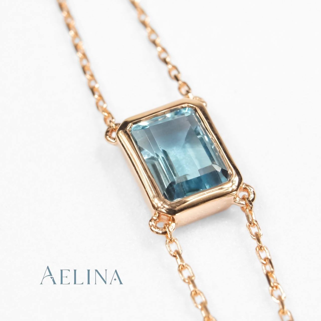 บุษราคัมสีฟ้า