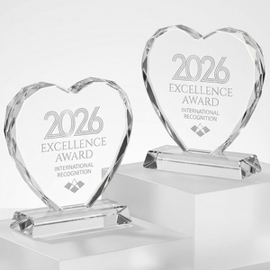 Trophée personnalisé en cristal en forme <span class=keywords><strong>de</strong></span> cœur, récompense en verre gravé en forme <span class=keywords><strong>de</strong></span> cœur pour la Saint-<span class=keywords><strong>Valentin</strong></span>, les anniversaires, Thanksgiving, les cadeaux d'appréciation - Product Image 1