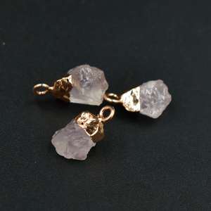 Vente en gros faite à la main de 8-10mm pendentif en quartz rose brut naturel bijoux en pierres précieuses pour enfants bijoux en quartz brut - Product Image 3