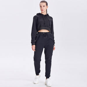 Conjunto de chándal liso para mujer, camiseta de manga larga y pantalones deportivos sueltos de dos piezas de último diseño al por mayor - Product Image 3