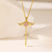 Collier pendentif élégant en acier inoxydable avec zircon, ailes d'ange, ailes volantes, cœur d'amour, pompon, vente en gros