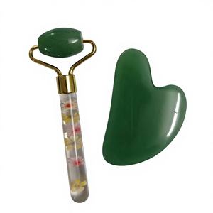 Rouleau de massage en jade vert, logo personnalisé, masseur facial, rouleau de haute qualité - Product Image 1