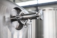 Réservoir d'eau glacée en acier inoxydable TONSEN 2000L pour système de brasserie avec contrôle PLC et longue durée de vie