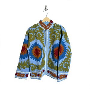Veste Suzani en cuir écologique respirant brodée à la main à double couche pour femmes, motif floral, tissu tissé, col mandarin - Product Image 6