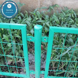 1ft e 2ft altezza di <span class=keywords><strong>plastica</strong></span> rivestimento <span class=keywords><strong>in</strong></span> pvc verde maglia telaio saldati pannello di recinzione/Guangzhou fornitore di recinzione <span class=keywords><strong>per</strong></span> il giardino di fiori letto - Product Image 5