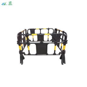 Barrières de chantier temporaires en plastique moulé, mobiles, pour le contrôle des foules dans les rues, les événements, les barricades de circulation et la sécurité - Product Image 5