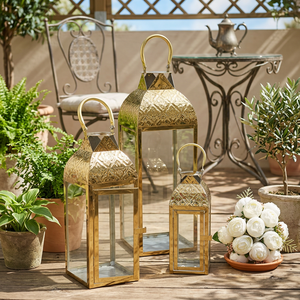Lanternes porte-bougies en acier inoxydable doré, faites à la main, durables, de différentes tailles, pour Noël, la maison et les mariages - Vente en gros - Product Image 5