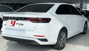 Auto Usado 2023 GEELY EMGRAND MANUAL EN STOCK <span class=keywords><strong>PRECIO</strong></span> ECONÓMICO BAJO KILOMETRAJE PINTURA ORIGINAL SIN REPINTAR ESTADO DEL AUTOMÓVIL NIVEL <span class=keywords><strong>DR</strong></span> CHA S 1.5L - Product Image 2