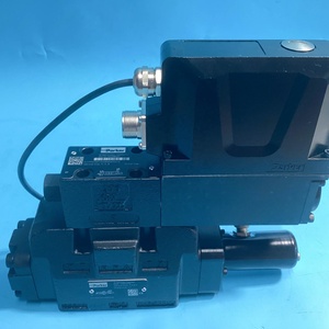 Original D31FPE52EA4NK00 Válvula Proporcional de Alta Respuesta NG10 Operada por Piloto OBE en Stock - Product Image 6