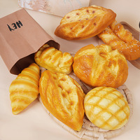 Grand jouet anti-stress en PU souple à remontée lente, en forme de croissant, 30x20x10cm, jouet de bureau et objet de collection