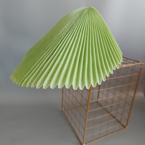 Vente en gros de feuilles de <span class=keywords><strong>palmier</strong></span> plissées artificielles vert armée, aspect réaliste, verdure tropicale, tige de <span class=keywords><strong>palmier</strong></span> <span class=keywords><strong>Licuala</strong></span> artificielle pour la décoration intérieure - Product Image 3