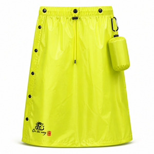 Ultraleichter Wasserdichter Regenrock für Damen 15D Nylon Packbarer Regen-Kilt mit Verstellbarer Taille für Wandern Radfahren Camping Großhandel - Product Image 1